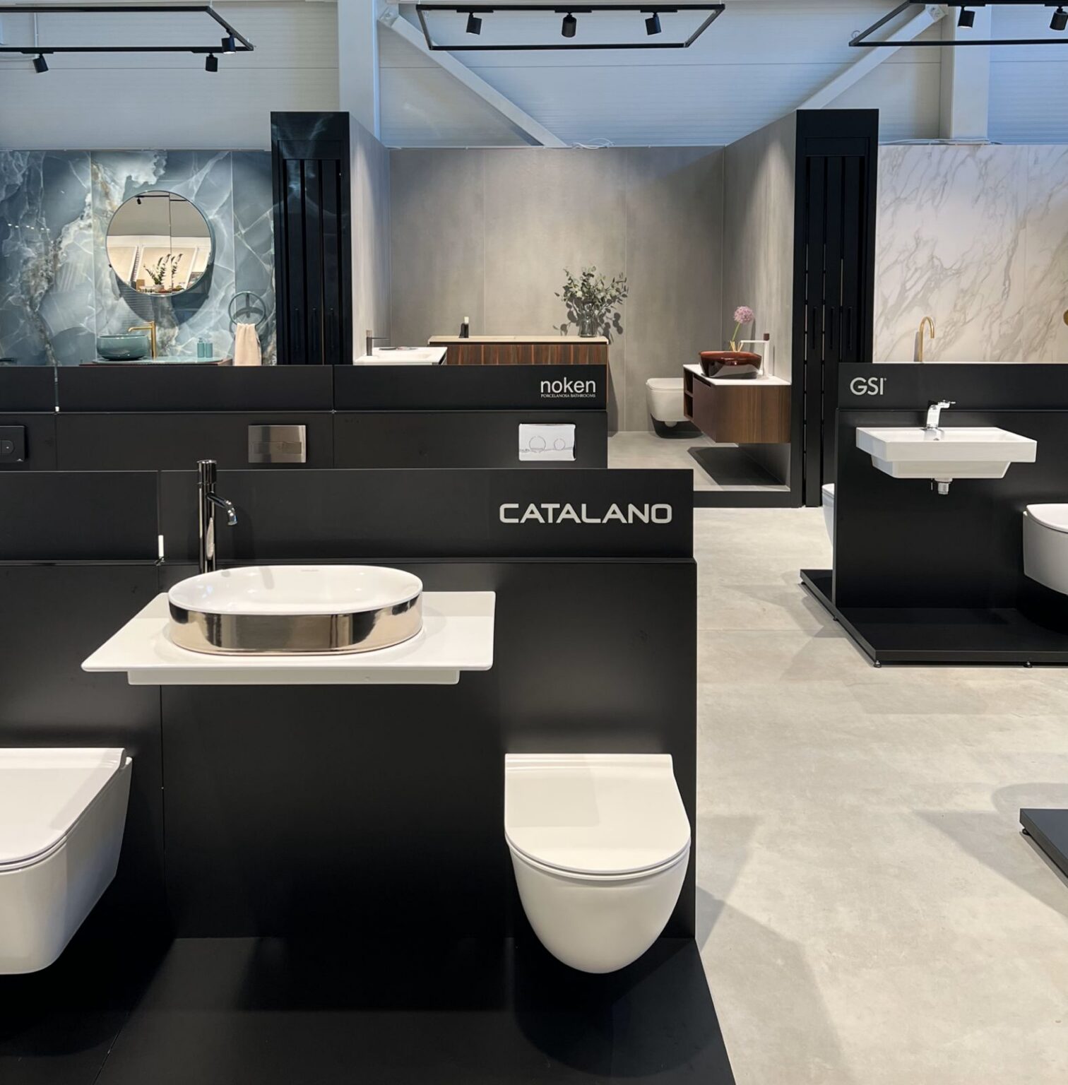 Flīžu un santehnikas salons Rīgā